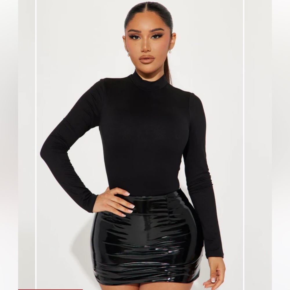 Fashion Nova Athena Double Lined Black Bodysuit New S